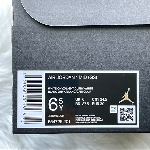 Nike Air Jordan 1 Mid White Onyx Light Curry White W8 Y6.5 M6.5 - Picture 14 of 15